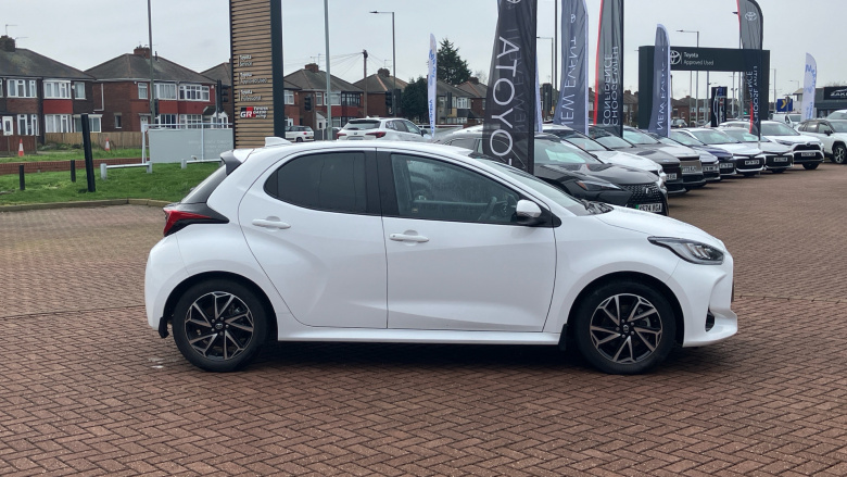 Toyota Yaris 1.5 Hybrid Design 5dr CVT Hybrid Hatchback